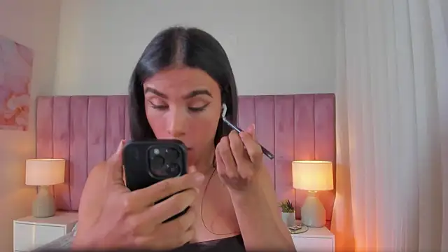 Aleja arango1 online show from 01/06/26, 09:18