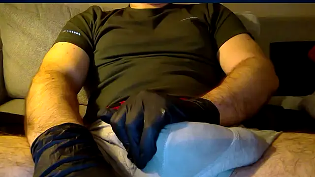 hungking10 online show from 12/19/24, 10:53