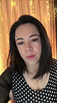 Bella fournier online show from 12/17/25, 12:49