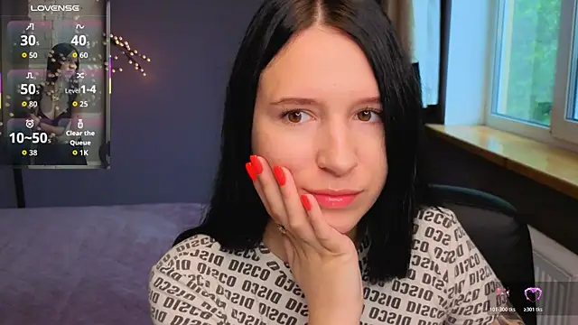 Snapshot of KarolinaBlacks chatting on 06/04/26, 05:24 KarolinaBlacks online show from 06/04/26, 05:24