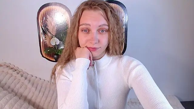 bellaa love  online show from 05/11/26, 12:27