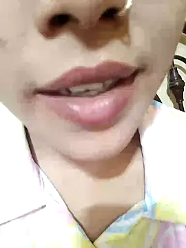 Snapshot of Anki-doll chatting on 01/24/25, 01:03 Anki-doll online show from 01/24/25, 01:03