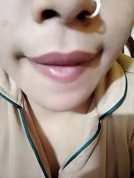 Snapshot of Anki-doll chatting on 01/31/25, 12:51 Anki-doll online show from 01/31/25, 12:51