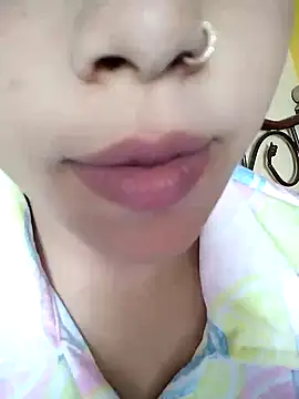 Snapshot of Anki-doll chatting on 02/16/25, 06:32 Anki-doll online show from 02/16/25, 06:32