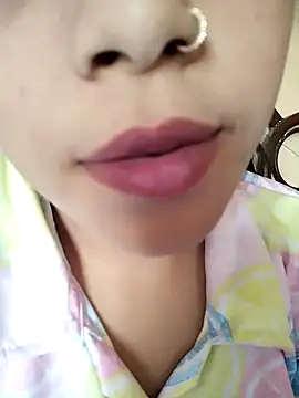 Snapshot of Anki-doll chatting on 03/11/25, 06:00 Anki-doll online show from 03/11/25, 06:00