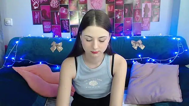 Snapshot of MilanaRoza chatting on 01/09/25, 09:16 MilanaRoza online show from 01/09/25, 09:16