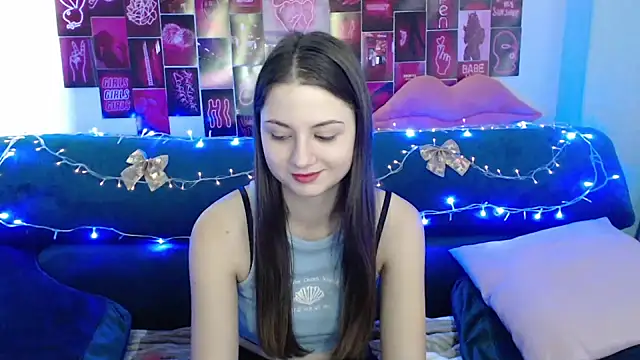 Snapshot of MilanaRoza chatting on 01/10/25, 09:13 MilanaRoza online show from 01/10/25, 09:13