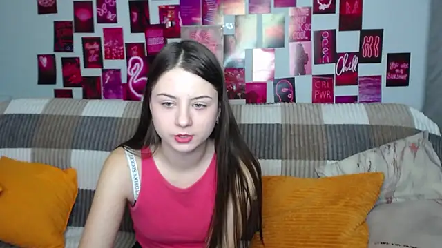 Snapshot of MilanaRoza chatting on 02/10/25, 05:47 MilanaRoza online show from 02/10/25, 05:47