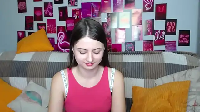 Snapshot of MilanaRoza chatting on 02/10/25, 02:26 MilanaRoza online show from 02/10/25, 02:26