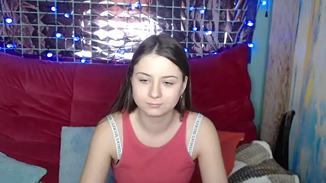 Snapshot of MilanaRoza chatting on 03/08/25, 05:01 MilanaRoza online show from 03/08/25, 05:01