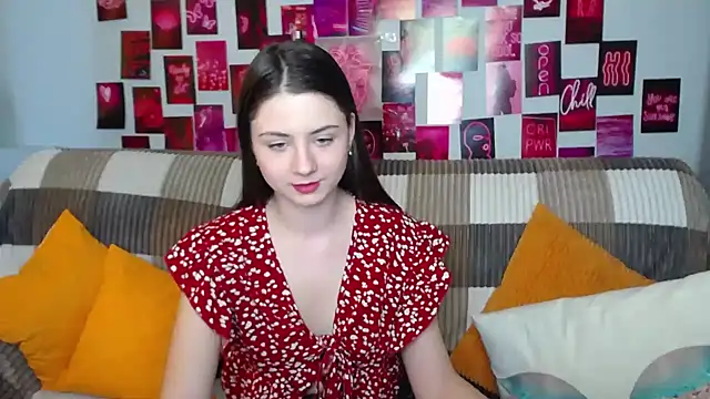 Snapshot of MilanaRoza chatting on 03/09/25, 01:37 MilanaRoza online show from 03/09/25, 01:37
