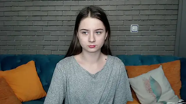 Snapshot of MilanaRoza chatting on 09/20/25, 04:52 MilanaRoza online show from 09/20/25, 04:52