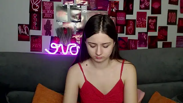 MilanaRoza online show from 12/05/25, 06:00