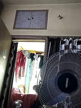 yoursweety09 online show from 03/13/25, 06:37