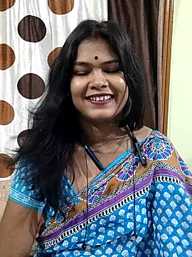 yoursweety09 online show from 11/19/25, 12:10