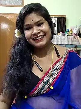 Snapshot of yoursweety09 chatting on 07/14/26, 02:12 yoursweety09 online show from 07/14/26, 02:12