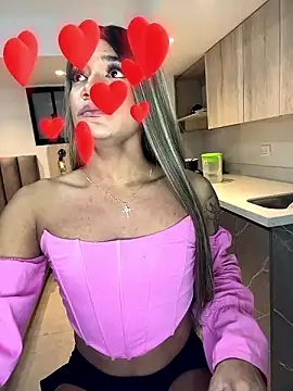 Snapshot of selfsuck_trans chatting on 12/03/24, 12:38 selfsuck trans online show from 12/03/24, 12:38