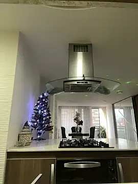 Snapshot of selfsuck_trans chatting on 12/15/24, 08:15 selfsuck trans online show from 12/15/24, 08:15