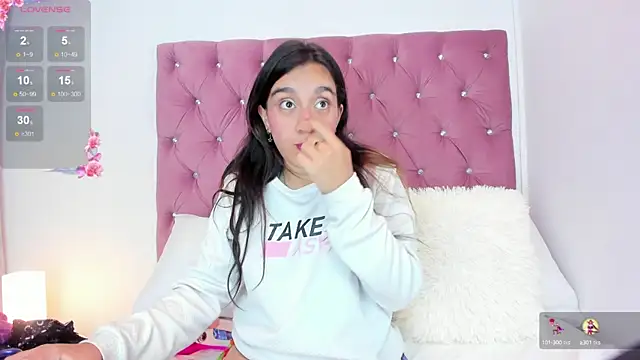 KiraSmitt online show from 12/10/24, 04:02