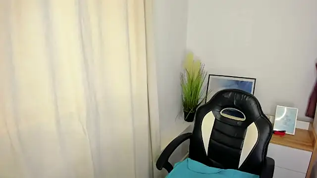 MissJudith online show from 02/15/26, 09:30