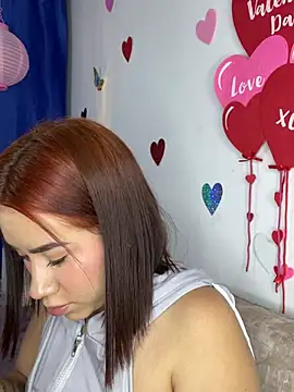 Snapshot of Im_Valen_Cute chatting on 02/09/25, 12:39 Im Valen Cute online show from 02/09/25, 12:39