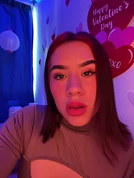 Snapshot of Im_Valen_Cute chatting on 02/09/25, 10:21 Im Valen Cute online show from 02/09/25, 10:21