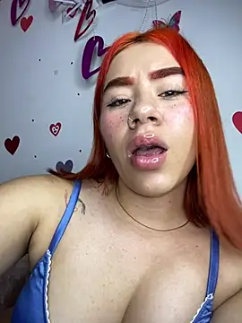 Snapshot of Im_Valen_Cute chatting on 03/05/25, 11:16 Im Valen Cute online show from 03/05/25, 11:16