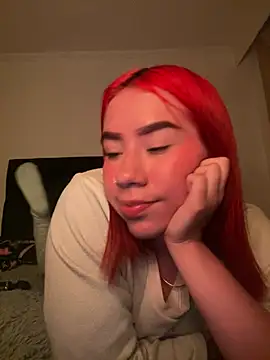 Snapshot of Im_Valen_Cute chatting on 03/06/25, 11:31 Im Valen Cute online show from 03/06/25, 11:31