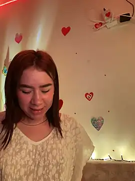 Snapshot of Im_Valen_Cute chatting on 03/15/25, 01:19 Im Valen Cute online show from 03/15/25, 01:19