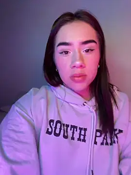 Snapshot of Im_Valen_Cute chatting on 10/15/25, 02:11 Im Valen Cute online show from 10/15/25, 02:11