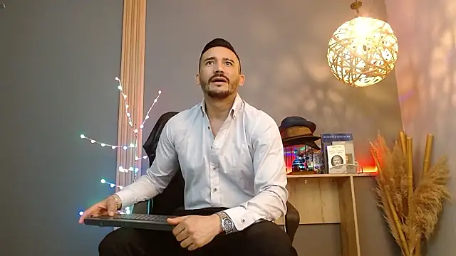 Reiko 85  online show from 03/13/26, 02:45