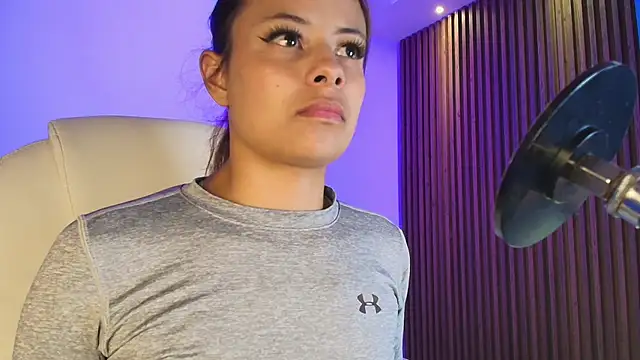 Antonella Torres2 online show from 04/21/26, 03:24