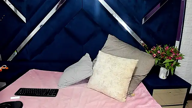 Just Gissellex online show from 07/09/26, 10:47