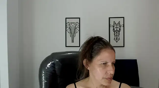 Milf karlye online show from 12/15/24, 06:07