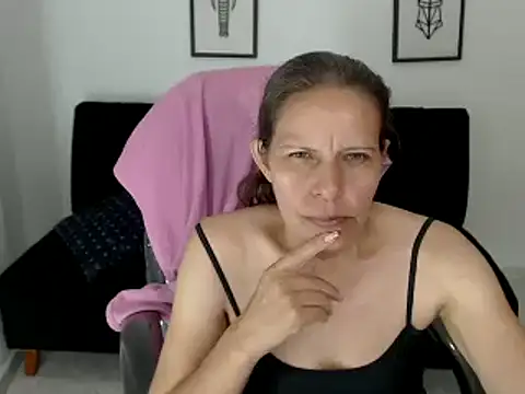 Milf karlye online show from 01/05/25, 04:58