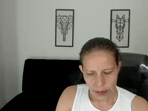 Milf karlye online show from 01/18/25, 07:28