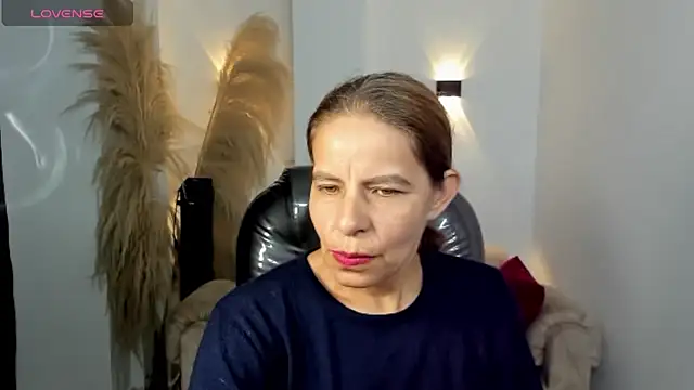 Milf karlye online show from 04/09/26, 02:11