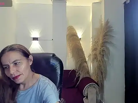 Milf karlye online show from 05/25/26, 05:46