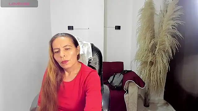 Snapshot of Milf_karlye chatting on 06/21/26, 03:42 Milf karlye online show from 06/21/26, 03:42