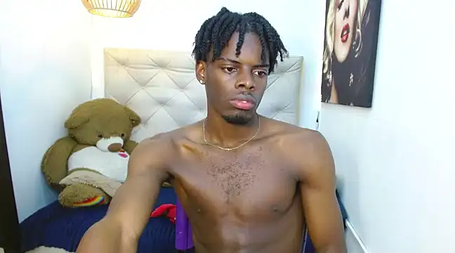 Snapshot of royce_ebony chatting on 12/13/24, 06:31 royce ebony online show from 12/13/24, 06:31