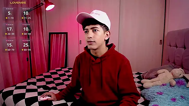 teobowny  online show from 01/03/25, 01:36