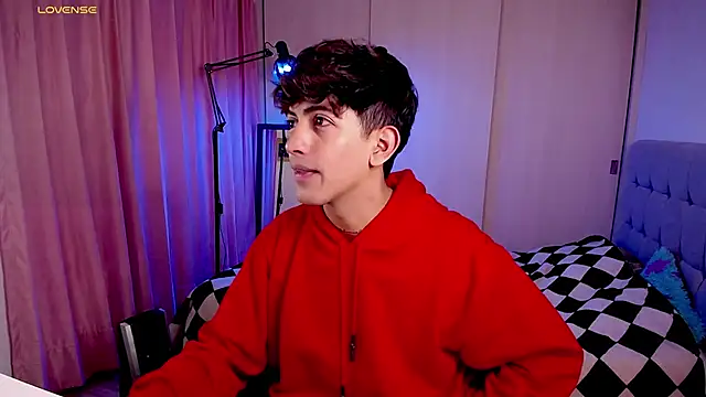 teobowny  online show from 01/30/25, 04:02