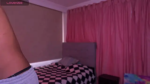 teobowny  online show from 10/06/25, 09:34