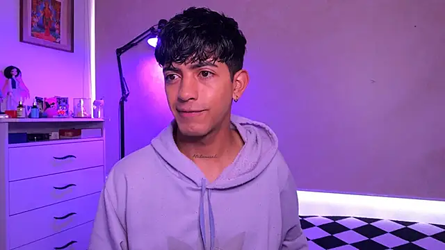 teobowny  online show from 10/11/25, 01:31