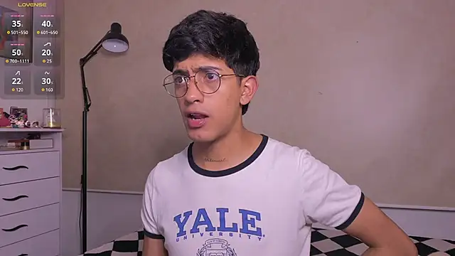 teobowny  online show from 11/21/25, 02:32