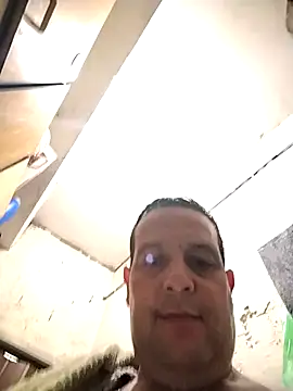 Topezinho123 online show from 04/18/26, 05:22