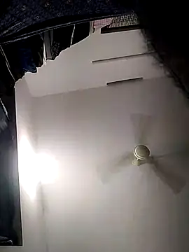 mallucallboy2104 online show from 12/06/24, 10:41