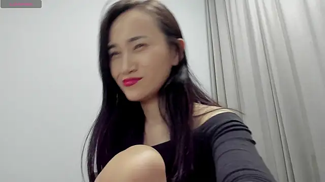 aenie online show from 01/01/25, 01:26