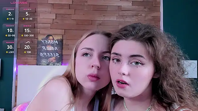 Mona aLisa online show from 12/03/24, 03:20