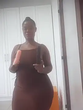 Luciouslips00 online show from 12/20/24, 12:16